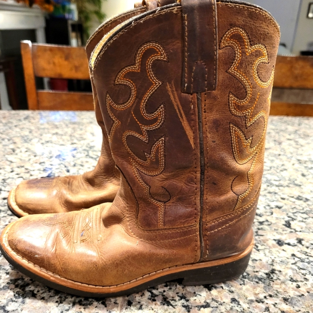 Kids Brown Distressed Leather Boots Size 2